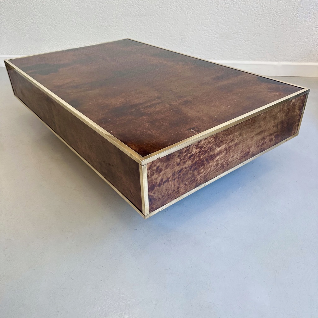 Table basse parchemin 1970s