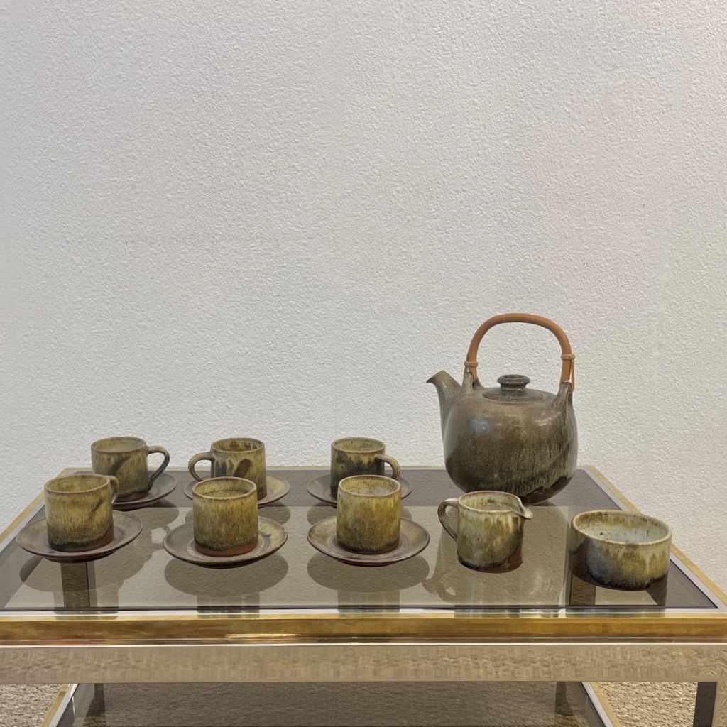 Service &agrave; th&eacute; c&eacute;ramique